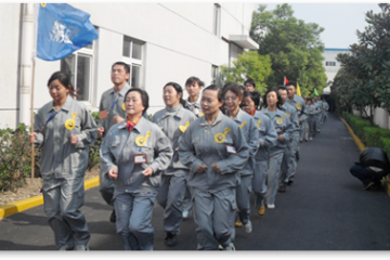 我們將繼續堅持高品質產品定位，堅持技術服務創新，為客戶提供優質的產品及服務，與國內外同行攜手并進，為